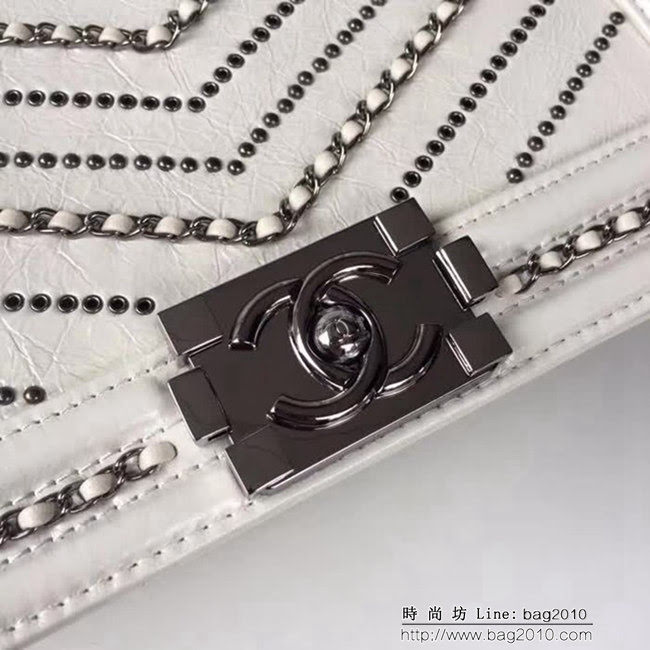 香奈兒CHANEL 米白色2018FW款皺紋小牛皮編織V線鏈條單肩斜挎包 DSC2113